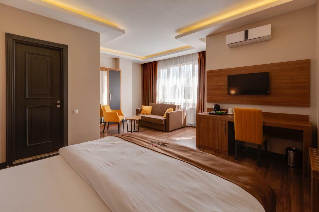 City Hotel Batum Dış mekan fotoğraf