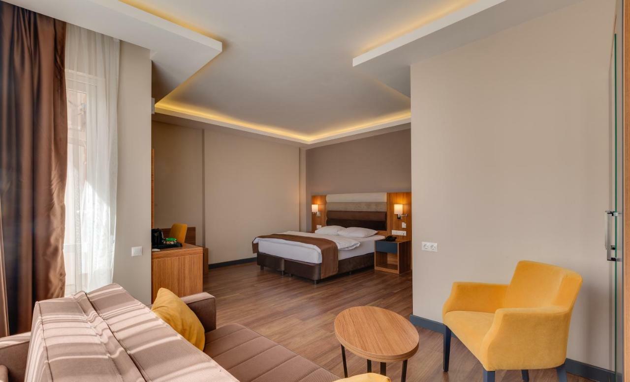 City Hotel Batum Dış mekan fotoğraf